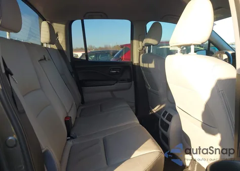 2017 Honda Ridgeline Rtl from USA, damaged, VIN 5FPYK3F57HB028948